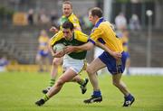 15 June 2008; Declan O'Sullivan, Kerry, in action against Niall Considine, Clare. GAA Football Munster Senior Championship Semi-Final, Kerry v Clare, Fitzgerald Stadium, Killarney, Co. Kerry. Picture credit: Stephen McCarthy / SPORTSFILE