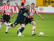 27 June 2008; Mark Quigley, St Patrick's Athletic, in action against Niall McGinn, Derry City. eircom league Premier Division, Derry City v St Patrick's Athletic, Brandywell, Derry. Picture credit: Oliver McVeigh / SPORTSFILE