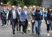 29 June 2008; Former Taoiseach Bertie Ahern, T.D., walks up Jones Road on his way to the game. GAA Football Leinster Senior Championship Semi-Final, Dublin v Westmeath, Croke Park, Dublin. Picture credit: Ray McManus / SPORTSFILE