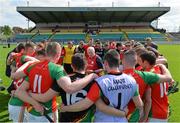24 May 2015; Carlow manager Pat English with his players after the game. Leinster GAA Hurling Senior Championship Qualifier Group, Round 3, Carlow v Antrim. Dr Cullen Park, Carlow. Picture credit: Matt Browne / SPORTSFILE