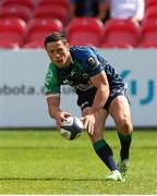 24 May 2015; John Cooney, Connacht, touches down to score his team's opening Try. Champions Cup Qualification Play-Off, Gloucester v Connacht. Kingsholm, Gloucester, England. Picture credit: Matt Impey / SPORTSFILE