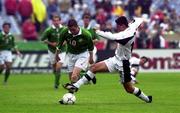 4 June 2000; Robbie Keane of Republic of Ireland in action against Christian Ramirez of Mexico during the US Nike Cup game between Republic of Ireland and Mexico at Soldier Field in Chicago, Illnois, USA. Photo by David Maher/Sportsfile