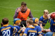 8 June 2015; Dublin hurler Chris Crummy instructs his St Joseph's Fairview team at half-time in their game against Francis Street in the Sciath Pádraig Mac Giolla Allianz Cumann na mBunscol Finals, Croke Park, Dublin. Picture credit: Piaras Ó Mídheach / SPORTSFILE