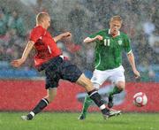 20 August 2008; Damien Duff, Republic of Ireland, in action against Brede Hangeland, Norway. International Friendly, Norway v Republic of Ireland, Ullevall Stadium, Oslo, Norway. Picture credit: David Maher / SPORTSFILE