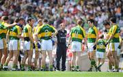 31 August 2008; Kerry manager Pat O'Shea with his players before the game. GAA Football All-Ireland Senior Championship Semi-Final Replay, Kerry v Cork, Croke Park, Dublin. Picture credit: Brendan Moran / SPORTSFILE