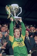 4 May 1997; Kerry captain Mike Hassett lifts the cup. National Football League Final, Cork v Kerry, Páirc Uí Chaoimh, Cork. Picture Credi; Ray McManus / SPORTSFILE