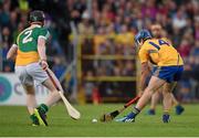 4 July 2015; Shane O’Donnell, Clare, shoots to score his side's first goal. GAA Hurling All-Ireland Senior Championship, Round 1, Clare v Offaly. Cusack Park, Ennis, Co. Clare. Picture credit: Stephen McCarthy / SPORTSFILE