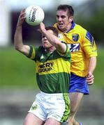 13 August 2000; Neil Sheehy of Kerry in action against Kevin Keane of Roscommon during the All-Ireland Junior Football Championship Final match between Roscommon and Kerry at McDonagh Park in Nenagh, Tipperary. Photo by Damien Eagers/Sportsfile