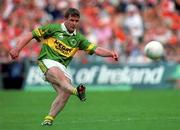 20 August 2000; Dara O'Cinneide of Kerry during the Bank of Ireland All-Ireland Senior Football Championship Semi-Final match between Kerry and Armagh at Croke Park in Dublin. Photo by Ray McManus/Sportsfile