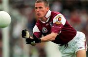 27 August 2000; Seán Óg de Paor of Galway during the Bank of Ireland All-Ireland Senior Football Championship Semi-Final match between Galway and Kildare at Croke Park in Dublin. Photo by Matt Browne/Sportsfile