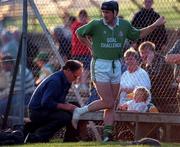 29 August 2000; Brian Whelahan is attended to by the team doctor Brendan Lee during Offaly Senior Hurling Squad Training and Press Conference at O'Connor Park in Tullamore, Offaly. Photo by Ray McManus/Sportsfile