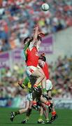 2 September 2000; Darragh O'Se of Kerry in action against Tony McEntee of Armagh during the Bank of Ireland All-Ireland Senior Football Championship Semi-Final Replay match between Kerry and Armagh at Croke Park in Dublin. Photo by Brendan Moran/Sportsfile