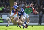 30 November 2008; Declan Quill, Kerins O'Rahilly's, in action against Damian Murphy, left, and Gary Sayers, Mid Kerry. Kerry Senior Football Championship Final Replay, Kerins O'Rahilly's v Mid Kerry, Fitzgerald Stadium, Killarney, Co. Kerry. Picture credit: Stephen McCarthy / SPORTSFILE