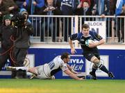 6 December 2008; Brian O'Driscoll, Leinster, goes through to score his side's second try against Castres Olympique. Heineken Cup, Pool 2, Round 3, Leinster v Castres Olympique, RDS, Dublin. Picture credit: Brendan Moran / SPORTSFILE
