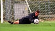 3 October 2000; Alan Kelly during a Republic of Ireland squad training session at Clonshaugh in Dublin. Photo by Damien Eagers/Sportsfile