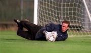 3 October 2000; Nick Colgan during a Republic of Ireland squad training session at Clonshaugh in Dublin. Photo by Damien Eagers/Sportsfile