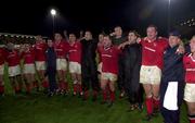 14 October 2000; Munster players celebrate following the Heineken Cup Pool 1 match between Castres and Munster at the Stade Pierre Antoine in Castres, France. Photo by Matt Browne/Sportsfile