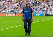 9 August 2015; Galway manager Jeffrey Lynskey leaves the field after the game ended in a draw. Electric Ireland GAA Hurling All-Ireland Minor Championship, Semi-Final, Kilkenny v Galway. Croke Park, Dublin. Picture credit: Piaras Ó Mídheach / SPORTSFILE