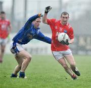 11 January 2009; Ray Finnegan, Louth, in action against Declan Farrell, Longford. O'Byrne Cup Quarter-Final, Longford v Louth, Pearse Park, Longford. Picture credit: David Maher / SPORTSFILE