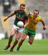 8 August 2015; Seamus O'Shea, Mayo, in action against Michael Murphy, Donegal. GAA Football All-Ireland Senior Championship Quarter-Final. Donegal v Mayo, Croke Park, Dublin. Picture credit: Stephen McCarthy / SPORTSFILE