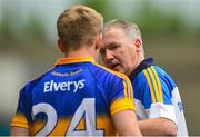 16 August 2015; Tipperary manager Eamon O'Shea in conversation with Noel McGrath before he came on as a substitute. GAA Hurling All-Ireland Senior Championship, Semi-Final, Tipperary v Galway. Croke Park, Dublin. Picture credit: Piaras Ó Mídheach / SPORTSFILE