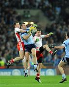 31 January 2009; Ciaran Whelan, Dublin, competes for possession with Enda McGinley, left, and Tommy McGuigan, Tyrone. Allianz National Football League, Division 1, Round 1, Dublin v Tyrone, Croke Park, Dublin. Picture credit: Brendan Moran / SPORTSFILE