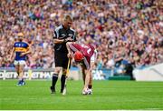 16 August 2015; Joe Canning, Galway, places a penalty that was saved by Tipperary goalkeeper Darren Gleeson. GAA Hurling All-Ireland Senior Championship, Semi-Final, Tipperary v Galway. Croke Park, Dublin. Picture credit: Piaras Ó Mídheach / SPORTSFILE