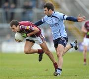 15 February 2009; Cormac Bane, Galway, in action against Bryan Cullen, Dublin. Allianz National Football League, Division 1, Round 2, Galway v Dublin, Pearse Stadium, Galway. Picture credit: Ray Ryan / SPORTSFILE