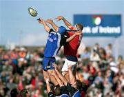 21 October 2000; John Langford of Munster in action against Steve Borthwick of Bath during the Heineken Cup Pool 4 match between Munster and Bath at Thomond Park in Limerick. Photo by Damien Eagers/Sportsfile