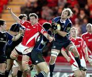 21 February 2009; Rocky Elsom claims the high ball for Leinster. Magners League, Scarlets v Leinster. Parc Y Scarlets, Wales. Picture credit: Steve Pope / SPORTSFILE