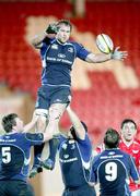21 February 2009; Rocky Elsom takes the lineout ball for Leinster. Magners League, Scarlets v Leinster. Parc Y Scarlets, Wales. Picture credit: Steve Pope / SPORTSFILE