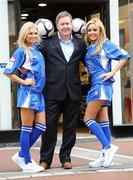 26 February 2009; At the announcement of Waterford United's new partnership with Ireland's fastest growing mobile network '3' are models Sara Kavanagh, left, and Nadia Forde along with Robert Finnegan, Chief Executive of 3. Grafton Street, Dublin. Picture credit: Diarmuid Greene / SPORTSFILE