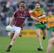 15 March 2009; Damien Dunleavy, Galway, in action against Rory Kavanagh, Donegal. Allianz GAA National Football League, Division 1, Round 4, Galway v Donegal, Pearse Stadium, Galway. Picture credit: Ray Ryan / SPORTSFILE