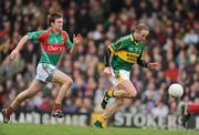 15 March 2009; Tommy Griffin, Kerry, in action against Ronan McGarrity, Mayo. Allianz GAA National Football League, Division 1, Round 4, Kerry v Mayo, Austin Stack Park, Tralee, Co. Kerry. Picture credit: Stephen McCarthy / SPORTSFILE