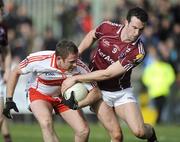 22 March 2009; Paul Murphy, Derry, in action against Joe Bergin, Galway. Allianz GAA National Football League, Division 1, Round 5, Derry v Galway, Glen Pitch, Maghera, Co. Derry. Picture credit: Oliver McVeigh / SPORTSFILE *** Local Caption ***