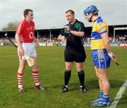 22 March 2009; Referee Alan Kelly tosses the coin between Cork captain John Gardiner and Clare captain Gerry O'Grady. Allianz GAA National Hurling League, Division 1, Round 4, Cork v Wexford, Cusack Park, Ennis, Co. Clare. Picture credit: Pat Murphy / SPORTSFILE