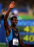 25 September 2000; Michael Johnson of USA celebrates after winning gold in the mens 400m during the Sydney Olympics at Sydney Olympic Park in Sydney, Australia. Photo by Brendan Moran/Sportsfile