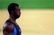 25 September 2000; Michael Johnson of USA during the mens 400m final at Stadium Australia, Sydney Olympic Park, Homebush Bay, Sydney, Australia. Photo by Brendan Moran/Sportsfile