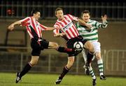 27 March 2009; Peter Hutton, left, and Clive Delaney, Derry City, in action against Gary Twigg, Shamrock Rovers. League of Ireland Premier Division, Shamrock Rovers v Derry City. Tallaght Stadium, Tallaght, Dublin. Picture credit; Stephen McCarthy / SPORTSFILE