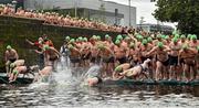 19 September 2015; The start of the men's portion of the Dublin City Liffey Swim. Dublin City Liffey Swim. Dublin. Picture credit: Cody Glenn / SPORTSFILE