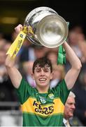 20 September 2015; Conor Geaney, Kerry, lifts the Tom Markham Cup. Electric Ireland GAA Football All-Ireland Minor Championship Final, Kerry v Tipperary, Croke Park, Dublin. Picture credit: Stephen McCarthy / SPORTSFILE
