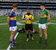 20 September 2015; Referee David Gough with Tipperary captain Danny Owens and Kerry captain Mark O’Connor. Electric Ireland GAA Football All-Ireland Minor Championship Final, Kerry v Tipperary, Croke Park, Dublin. Picture credit: Stephen McCarthy / SPORTSFILE