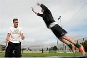 23 September 2015; Former Irish athletics star David Gillick with participants at the search for the next Irish athletics star at the Athletics Ireland New Breed initiative. St Benildus college, Kilmacud Rd Upper, Dublin. Picture credit: Cody Glenn / SPORTSFILE