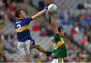 20 September 2015; Tadhg Fitzgerald, Tipperary, in action against Michael Foley, Kerry. Electric Ireland GAA Football All-Ireland Minor Championship Final, Kerry v Tipperary, Croke Park, Dublin. Picture credit: Stephen McCarthy / SPORTSFILE