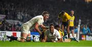 3 October 2015; Anthony Watson, England, celebrates after scoring his side's first try. 2015 Rugby World Cup, Pool A, England v Australia, Twickenham Stadium, London, England. Picture credit: Brendan Moran / SPORTSFILE