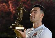 8 October 2015; Richie Towell, Dundalk FC, with his SSE Airtricity/SWAI Player of the Month Award for September 2015. Merrion Square, Dublin 2. Picture credit: Ray McManus / SPORTSFILE