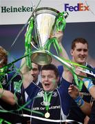 23 May 2009; Leinster's Brian O'Driscoll lifts the Heineken Cup. Heineken Cup Final, Leinster v Leicester Tigers, Murrayfield Stadium, Edinburgh, Scotland. Picture credit: Richard Lane / SPORTSFILE
