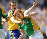 31 May 2009; Philip McGuinness, Leitrim, in action against Gary Cox, Roscommon. Connacht GAA Football Senior Championship First Round, Leitrim v Roscommon, Pairc Sean Mac Diarmada, Carrick-On-Shannon, Co Leitrim. Picture credit: David Maher / SPORTSFILE