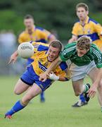 7 June 2009; Paul Reidy, Clare, in action against Johnny McCarthy, Limerick. Munster GAA Football Senior Championship Semi-Final, Clare v Limerick, Cusack Park, Ennis, Co. Clare. Picture credit: Matt Browne / SPORTSFILE