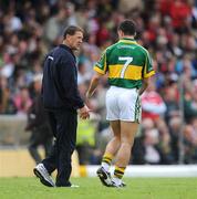 7 June 2009; Kerry manager Jack O'Connor in conversation with Aidan O'Mahony before the start of the second half. Munster GAA Football Senior Championship Semi-Final, Kerry v Cork, Fitzgerald Stadium, Killarney, Co. Kerry. Picture credit: Brendan Moran / SPORTSFILE